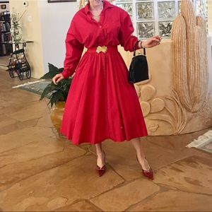 Gorgeous vintage red dress
